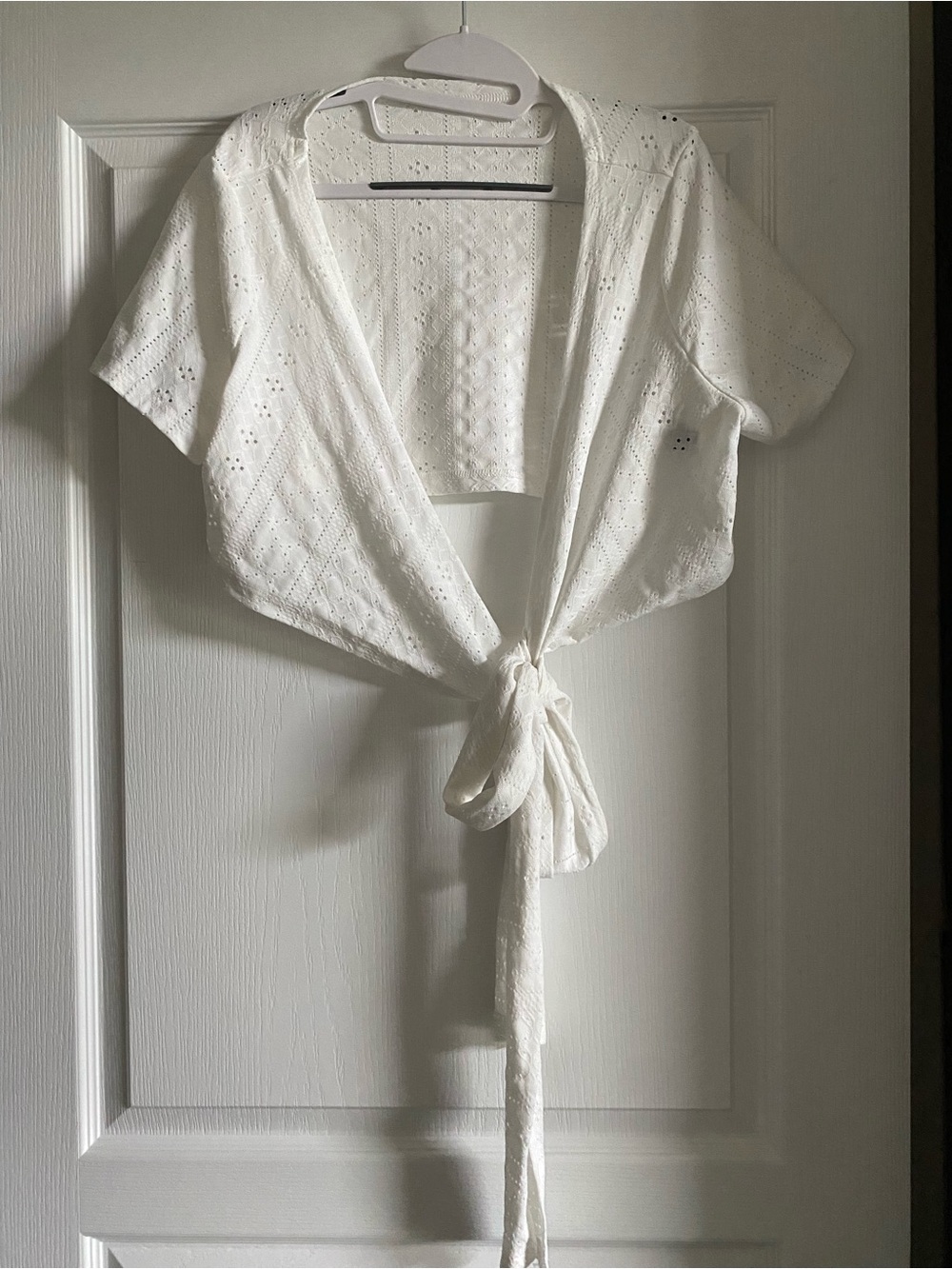 SHEIN White Eyelet Tie-Front or Waist Wrap Crop Top